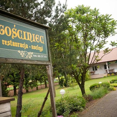 Gosciniec W Sadurkach Guest House Nałęczów Exterior foto