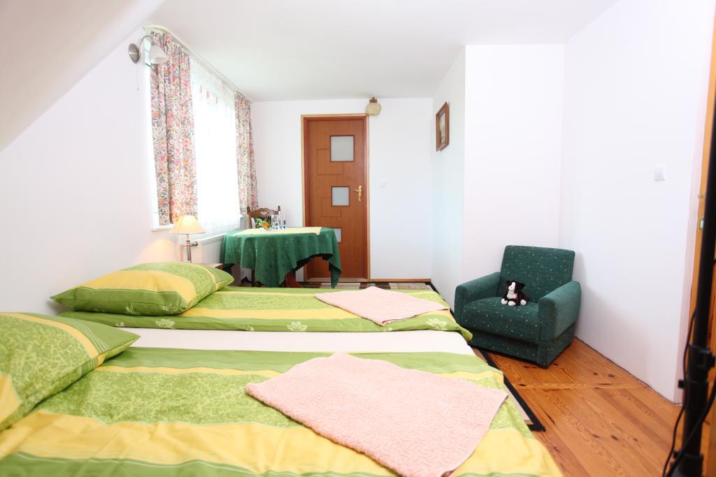 Gosciniec W Sadurkach Guest House Nałęczów Cameră foto