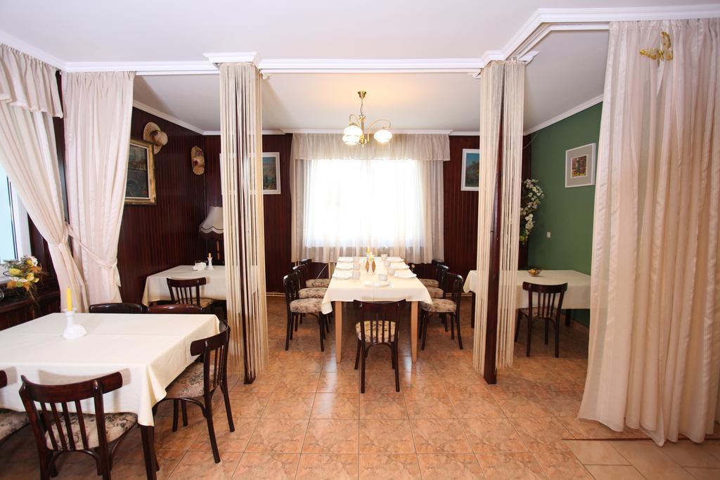 Gosciniec W Sadurkach Guest House Nałęczów Cameră foto